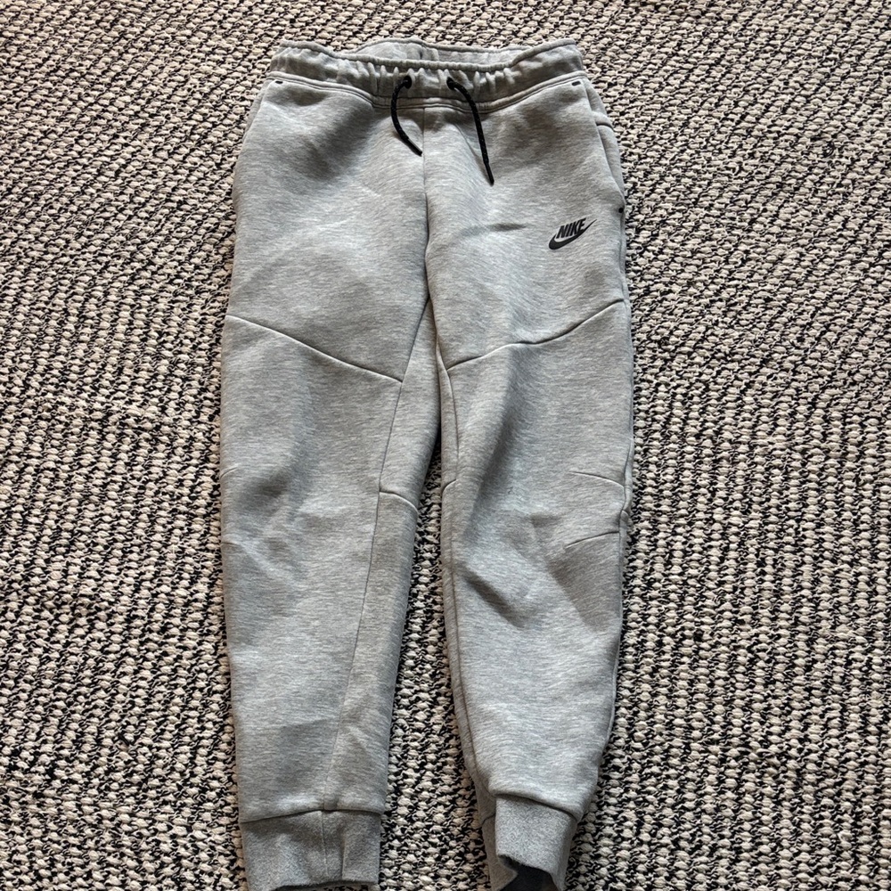 Nike Tech Boys joggers